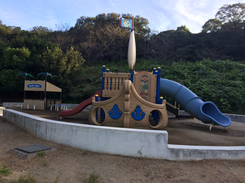 幼児も楽しめる船の複合遊具/半田運動公園(愛知県)