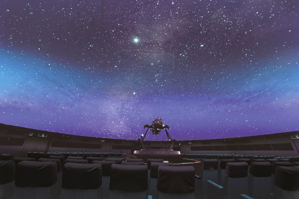 子供も楽しめるプラネタリウム/バンドー神戸青少年科学館(兵庫県)