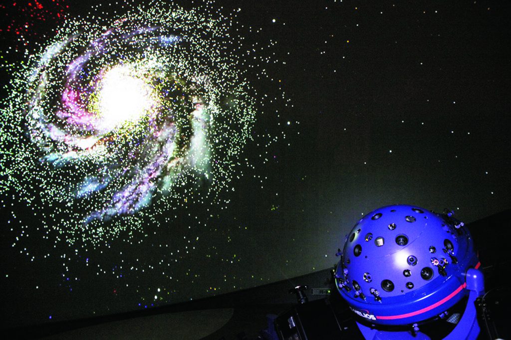 ギネスブックに認定されているプラネタリウムの「宇宙劇場」/郡山市ふれあい科学館(スペースパーク)(福島県)