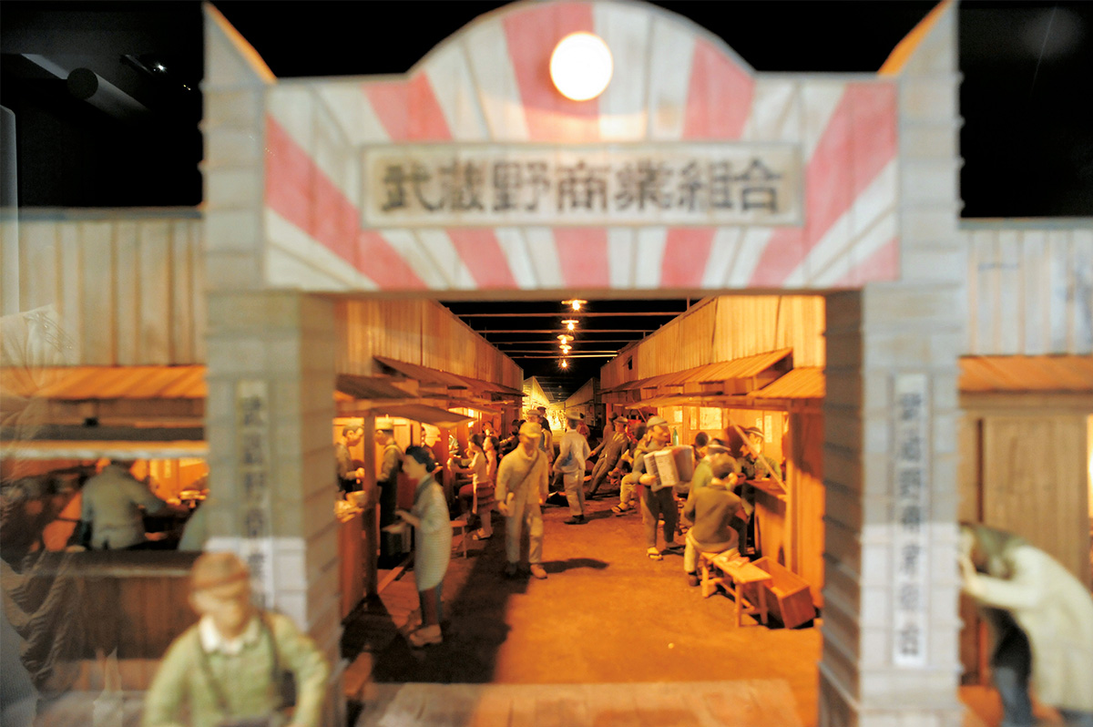 新宿のヤミ市の模型/東京都江戸東京博物館(墨田区)