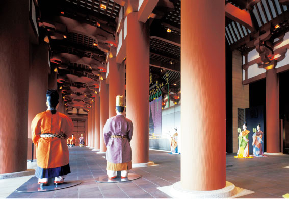 10階の難波宮大極殿/大阪歴史博物館(大阪市)