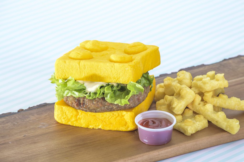 「レゴバーガー」と「レゴポテト」/レゴランド®・ディスカバリー・センター大阪(大阪府/大阪市港区)