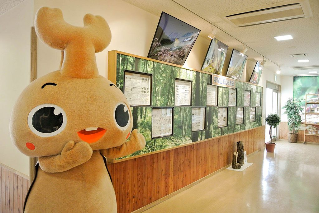 館内の様子/昆虫体験学習館(佐久平ハイウェイオアシス「パラダ」内)(長野県/佐久市)