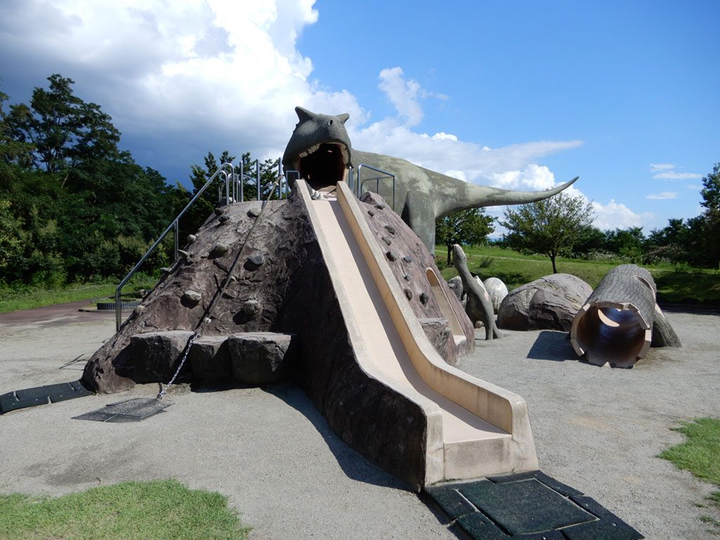 ティラノサウルスのすべり台/双葉水辺公園(山梨県/甲斐市)