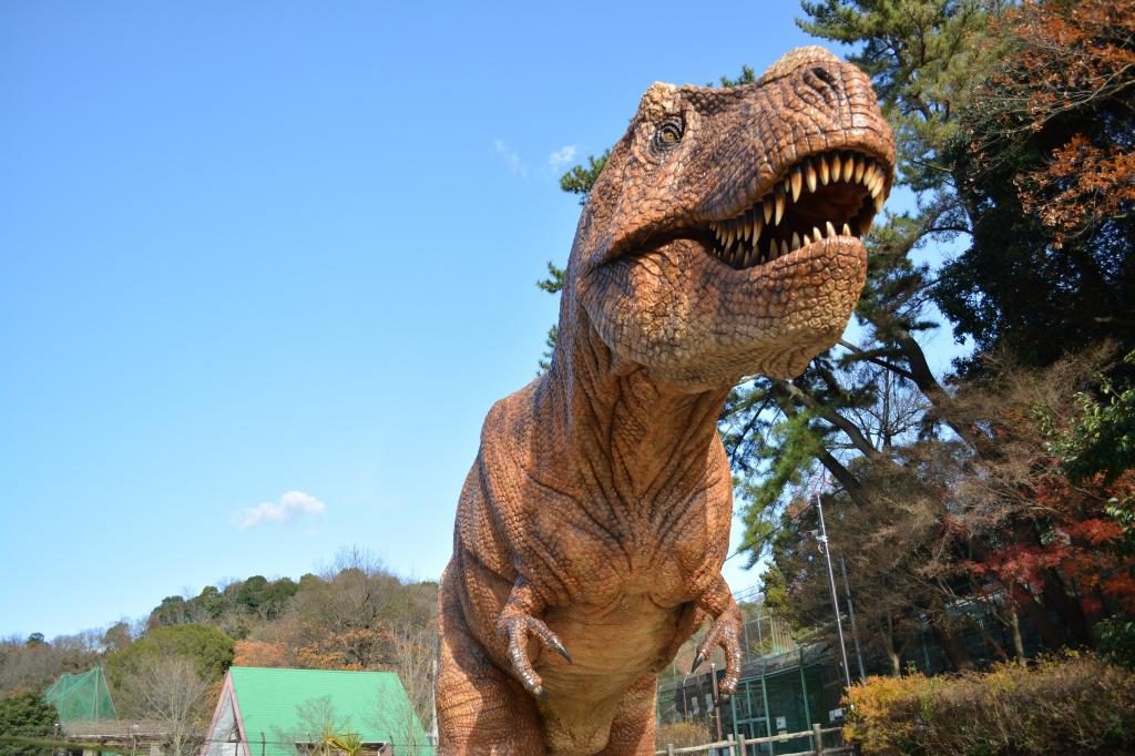 ティラノサウルスの復元模型/岡崎市東公園動物園・恐竜広場(愛知県/岡崎市)