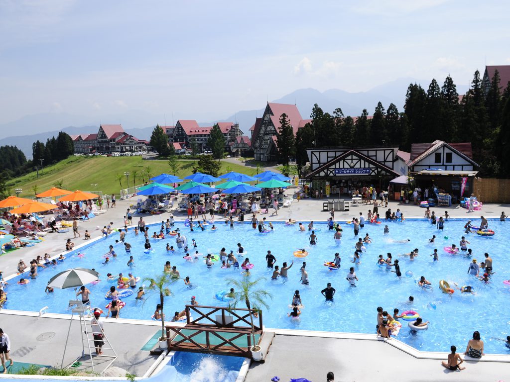 夏休み期間はウォーターパークが大賑わい/上越国際プレイランド(新潟県/南魚沼市)