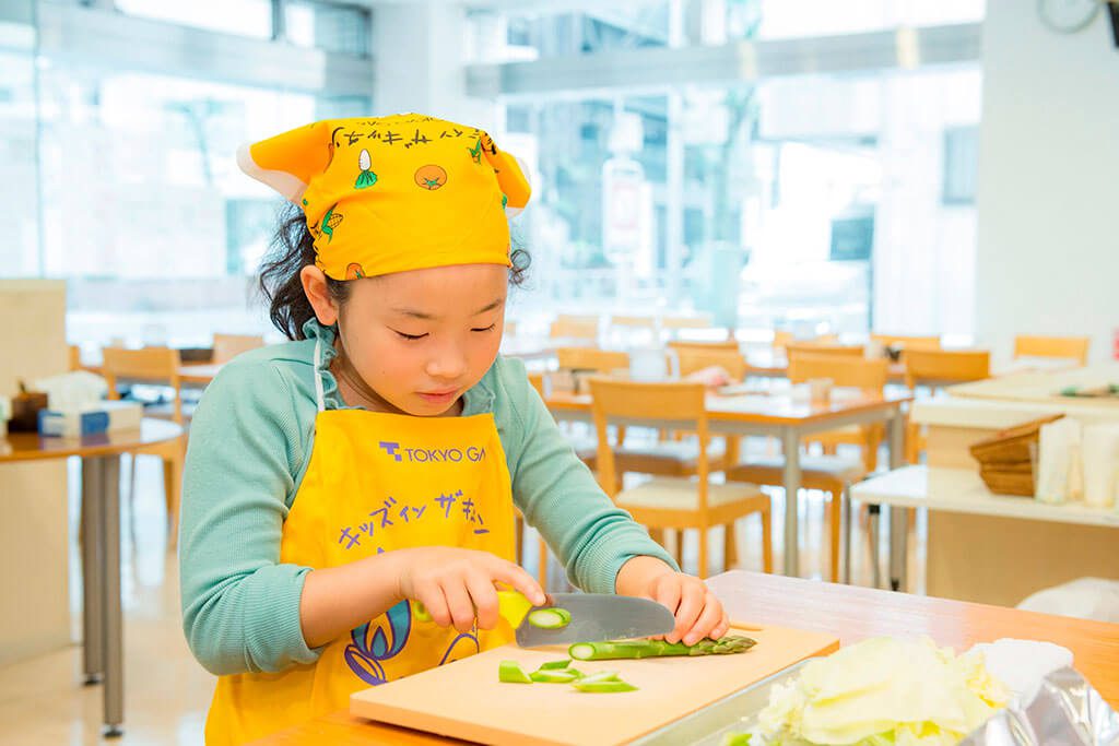 <春キャベツのサラダ>野菜を切る/東京ガス キッズインザキッチン 親子クラス