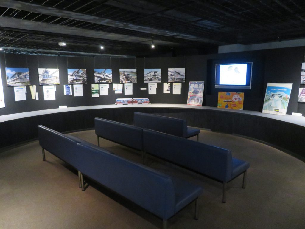 ゆいレールができるまでの映像コーナー/ゆいレール展示館(沖縄県/那覇市)