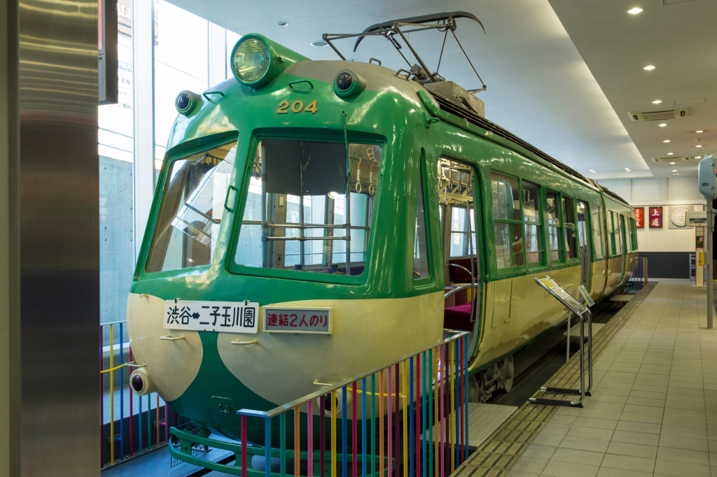 体験型の「電車とバスの博物館」は、本物の運転席やシミュレーターにワクワク るるぶKids