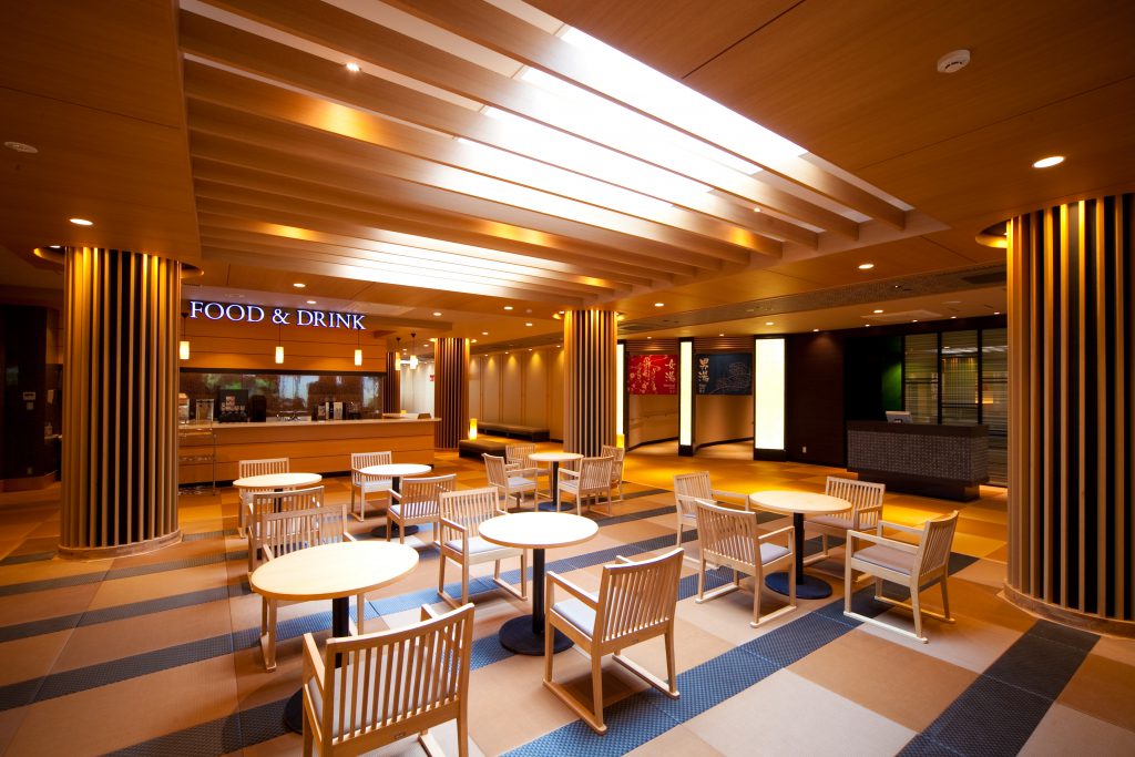 館内のフードコート/菊南温泉スパリゾート あがんなっせ(熊本県/熊本市)
