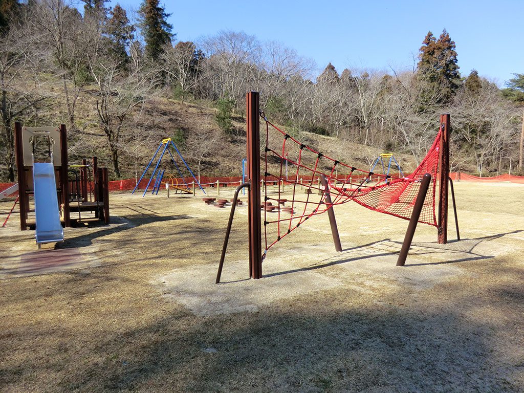 ひだまり広場のネット渡り/益子県立自然公園 益子の森(栃木県/芳賀郡益子町)
