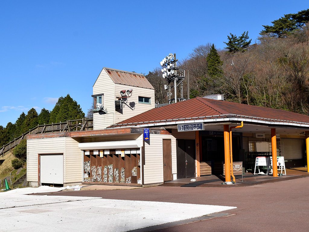 スキー板、ボードのレンタルコーナー/六甲山スノーパーク(兵庫県/神戸市)