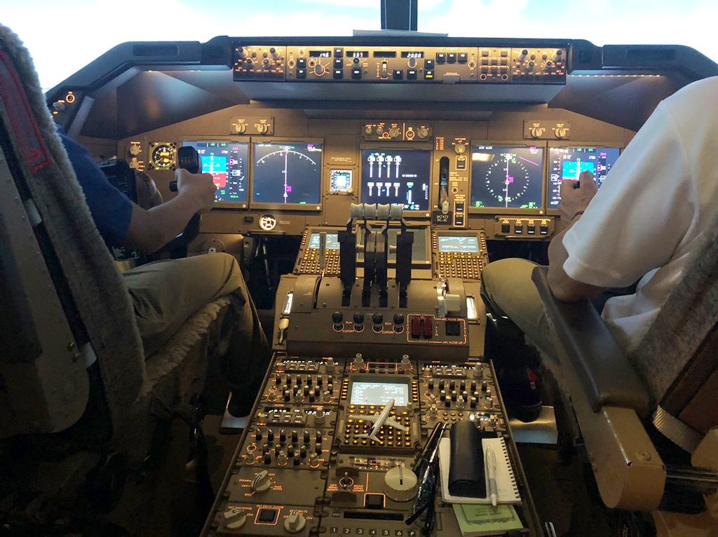 BOEING737の機長席/LUXURY FLIGHT(東京都/大田区)