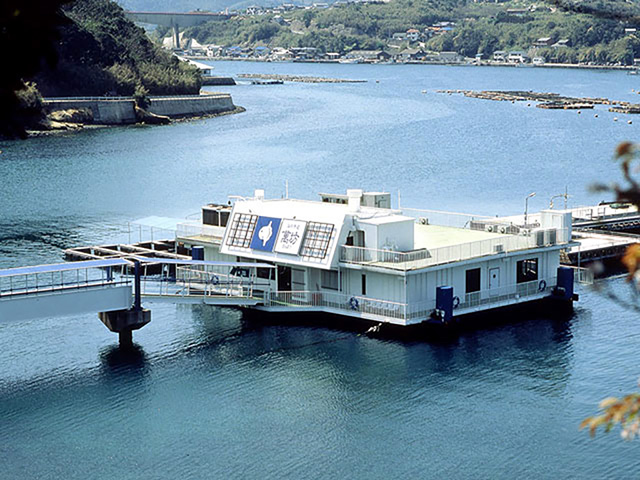海中レストラン「海中魚処萬坊」(佐賀県/唐津市)