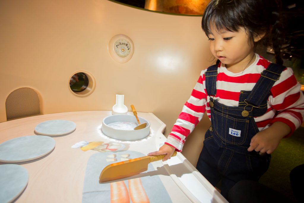 草原エリア内「はらぺこキッチン」/屋内・冒険の島 ドコドコ(東京都/立川市)