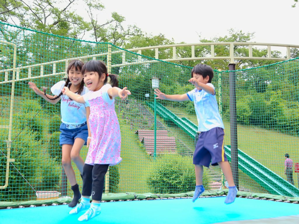 観空台遊園地「トランポリン」/嵐山-高雄パークウエイ(京都府京都市)