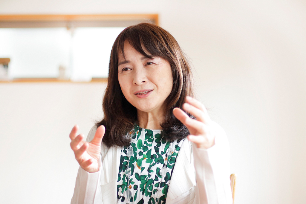 「佐藤ママ」こと佐藤亮子さん
