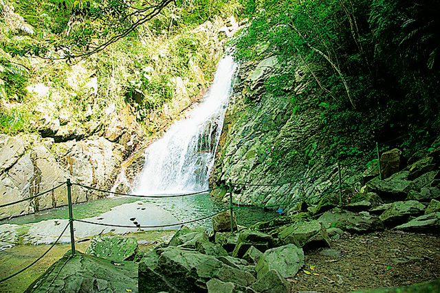 比地大滝(沖縄県/国頭村)
