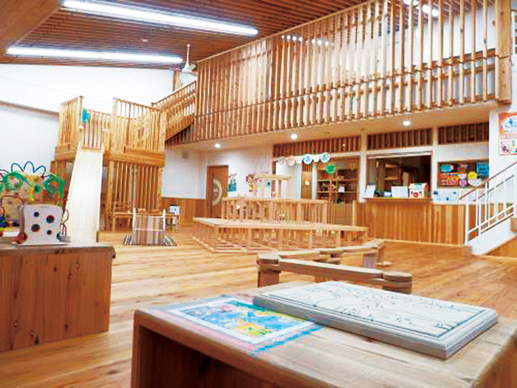 「こども木育広場つながる~む」/道の駅 国見あつかしの郷(福島県/国見町)
