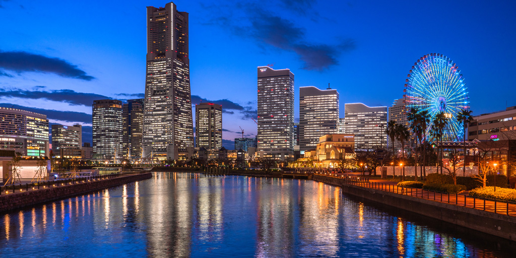 横浜みなとみらいの夜景と横浜ロイヤルパークホテル