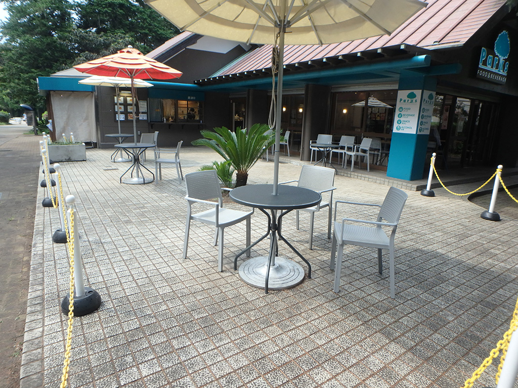 砧公園の売店やテラス(東京都/世田谷区)