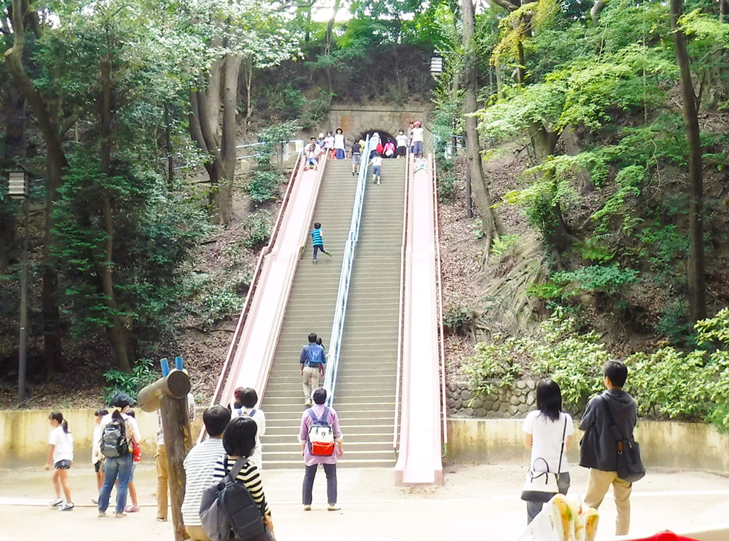 ジャンボすべり台/神戸市立須磨離宮公園(兵庫県/神戸市)
