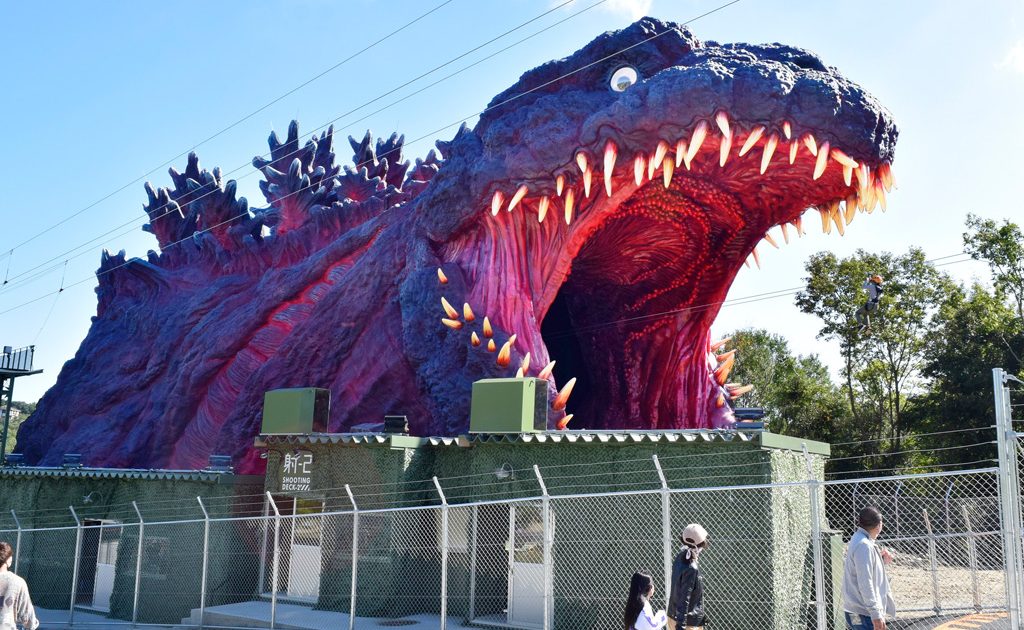 実物大ゴジラが淡路島 ニジゲンノモリに 子どもと ゴジラ迎撃作戦 に挑戦しよう るるぶkids