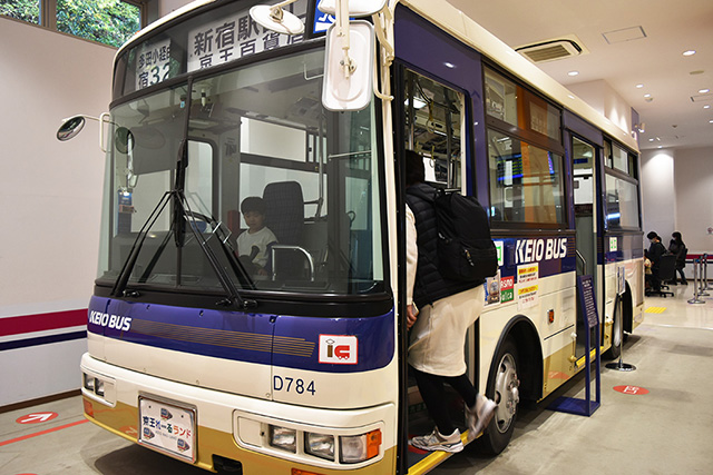 路線バスの展示/京王れーるランド(東京都/日野市)