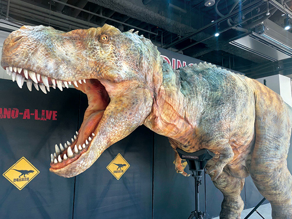 『ディノアライブの恐竜たち展』(東京都/新宿区)