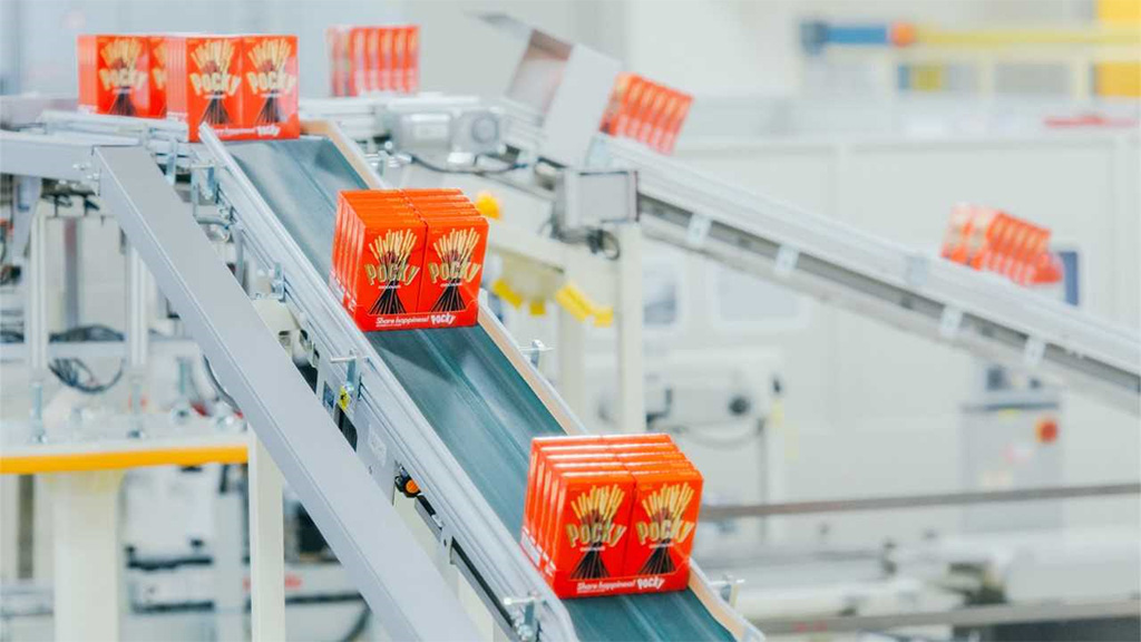 ポッキーが製造される様子/グリコピア・イースト(埼玉県/北本市)