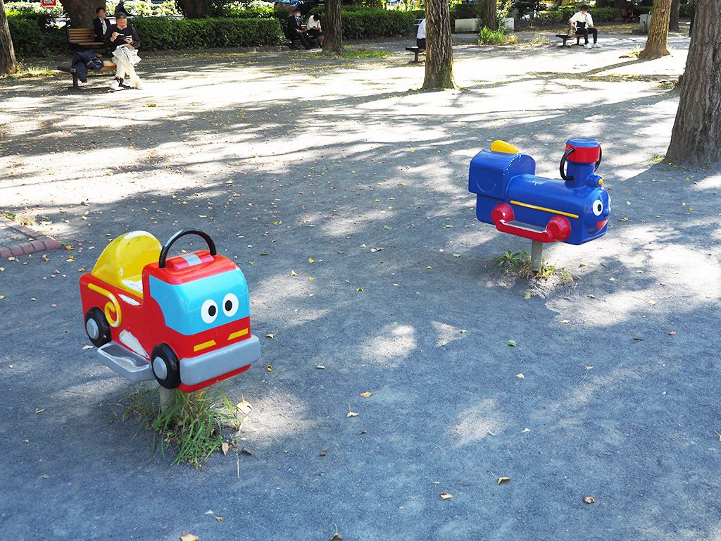 都立芝公園のスプリング遊具(東京都/港区)