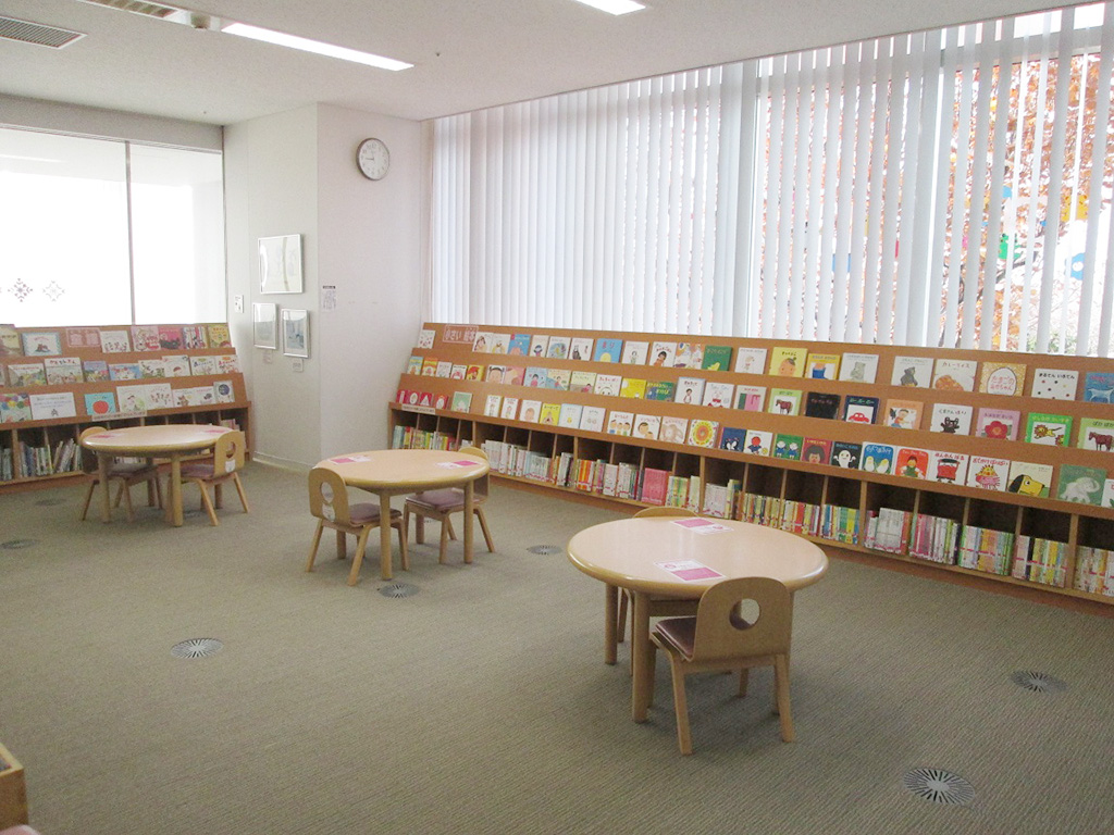 親子読み聞かせ室/桜図書館(埼玉県/さいたま市)