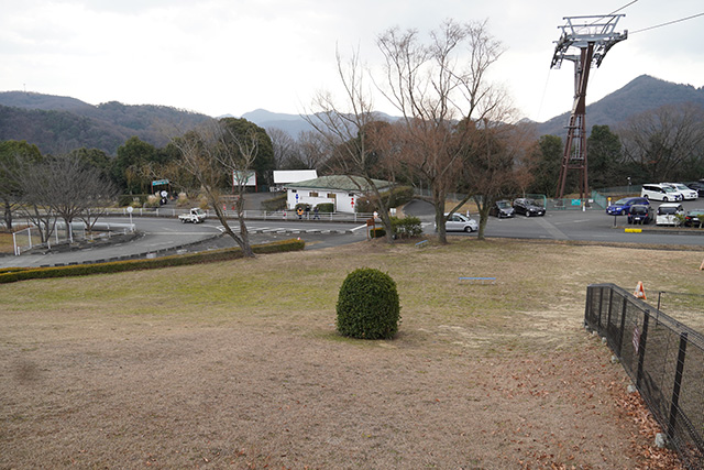 山頂駅近くの芝生スペース/姫路セントラルパーク(兵庫県/姫路市)