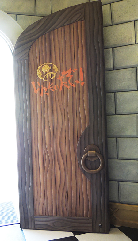 扉にクッパJrのメッセージ/USJ「スーパー・ニンテンドー・ワールド」(大阪府/大阪市)