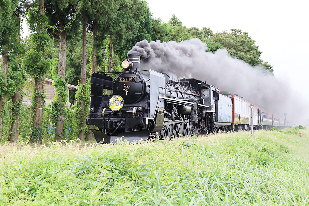 季節定期列車「SLばんえつ物語」(福島県/会津若松市)