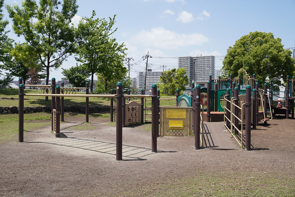 未就学児用遊具/新田さくら公園(東京都/足立区)