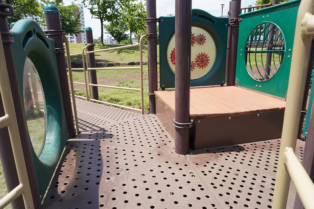 未就学児用遊具/新田さくら公園(東京都/足立区)