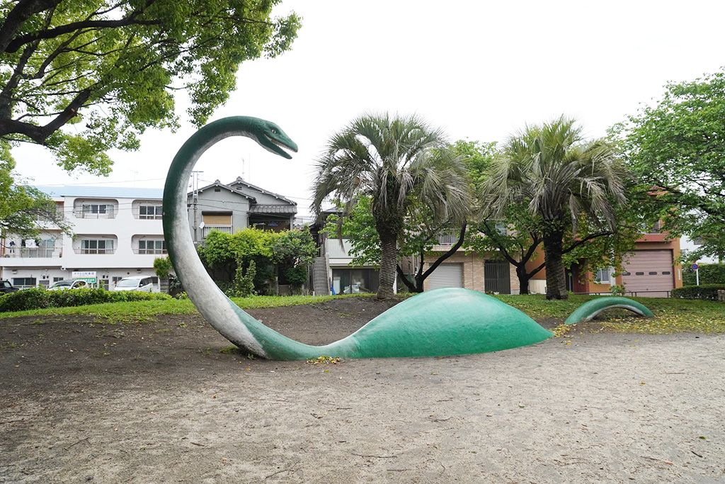 首長竜のモニュメント/陣川戸公園(東京都/足立区)
