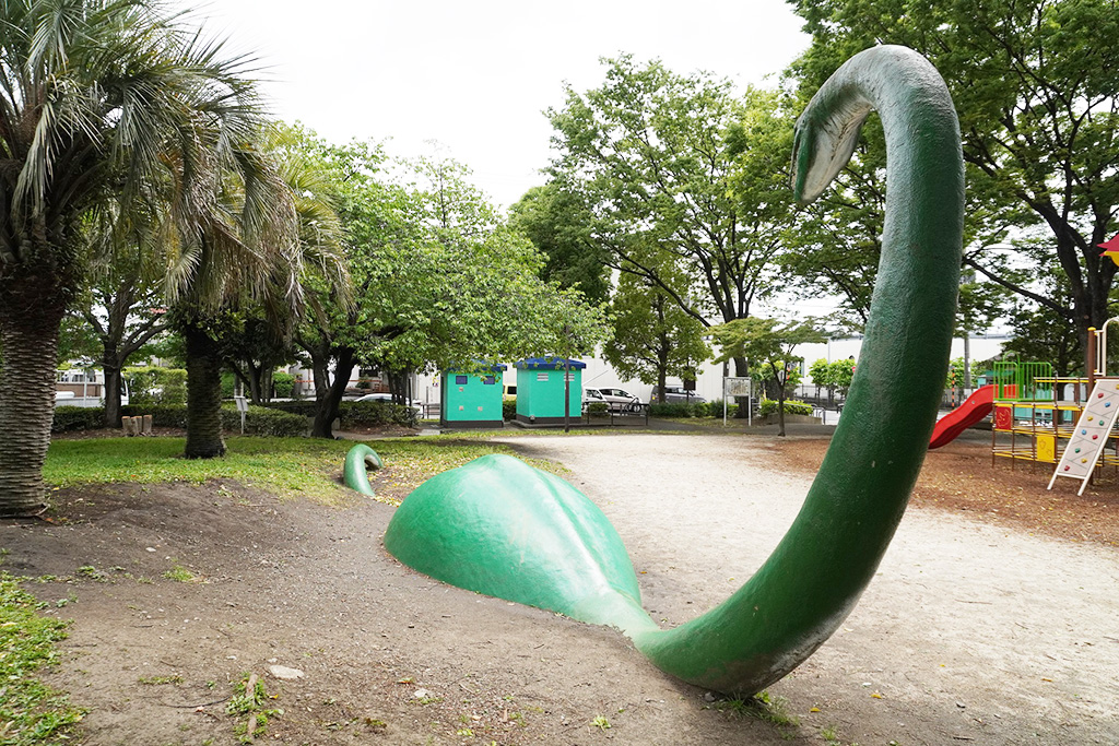首長竜のモニュメント/陣川戸公園(東京都/足立区)