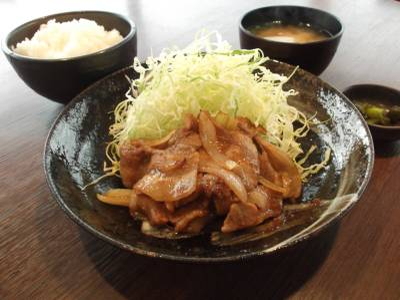 黄金豚(こがねとん)しょうが焼き定食/有珠山SA【上り】