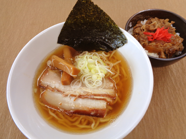 喜多方醤油ラーメンセット(ミニ牛丼)/阿武隈高原SA【下り】