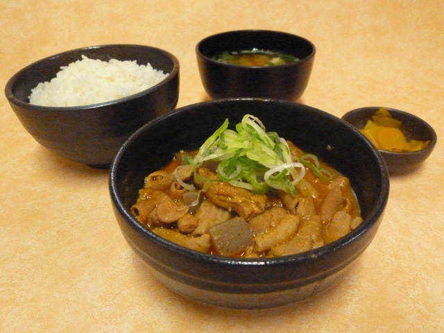 もつ煮定食/駒寄PA【上り】