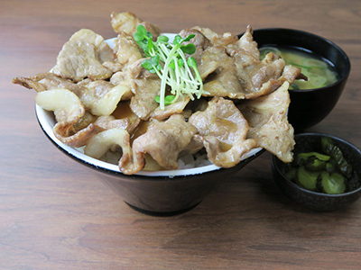 寄居名物みそだれ豚丼/寄居PA【下り】