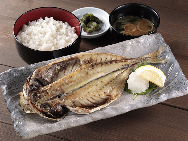 鯵の干物定食/厚木PA【外回り】