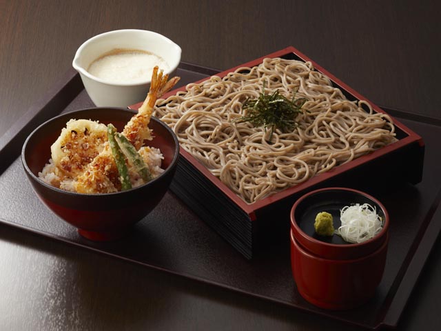 ざるとろそばと海老天丼定食/遠州森町PA【上り】