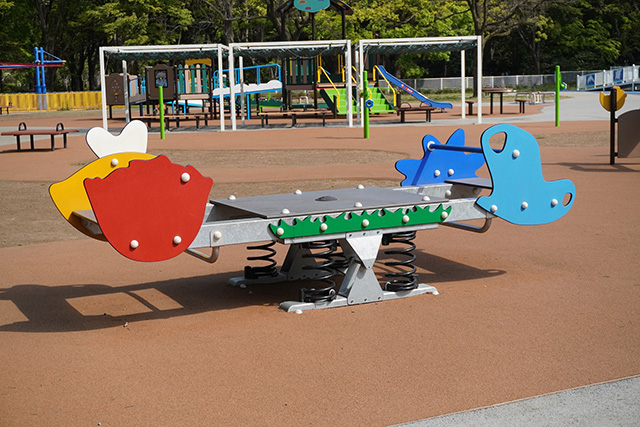 スプリングシーソー/都立砧公園(東京都/世田谷区)