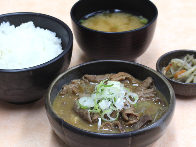 もつ煮定食/谷川岳PA【下り】