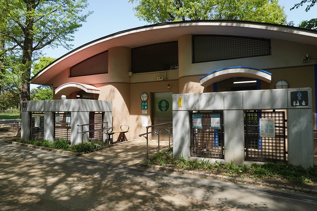 園内のトイレ/羽根木公園(東京都/世田谷区)