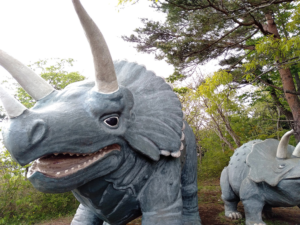 トリケラトプスのオブジェ/恐竜広場(小室山公園内)(静岡県/伊東市)