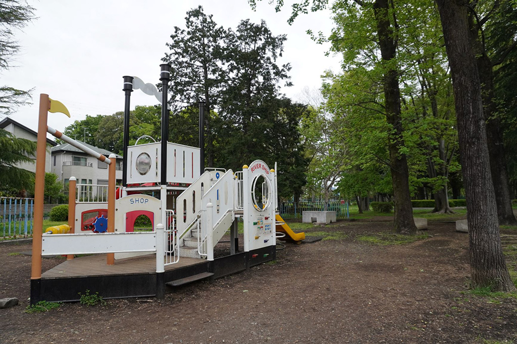未就学児向けの船形遊具「小山広場」/都立和田堀公園(東京都/杉並区)